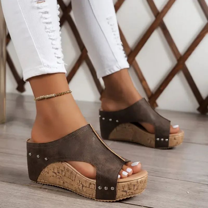 DJULIA | PREMIUM WEDGE SANDALS