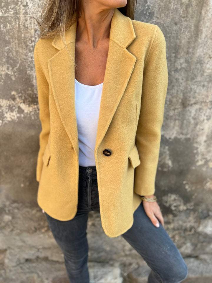 ADRIANA | ONE BUTTON BLAZER